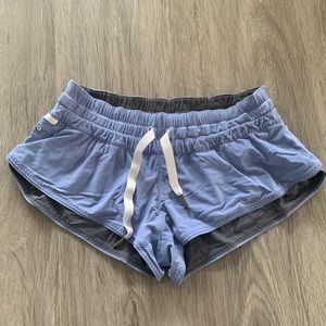 Lululemon reversible surf shorts size 4